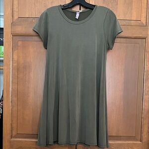Alya Khaki Short Sleeve Swing Dress